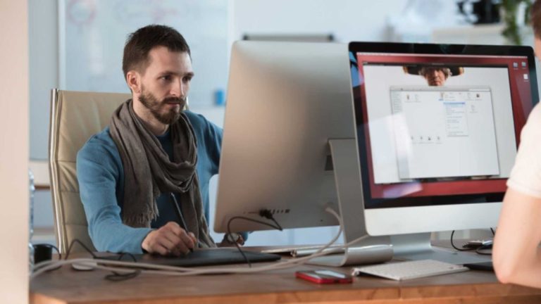 Guía completa para crear un logotipo: desde diseño profesional hasta aplicaciones online